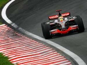 F1 Singapore Grand Prix 2011 Live Stream – Singtel GP 2011 Results ...